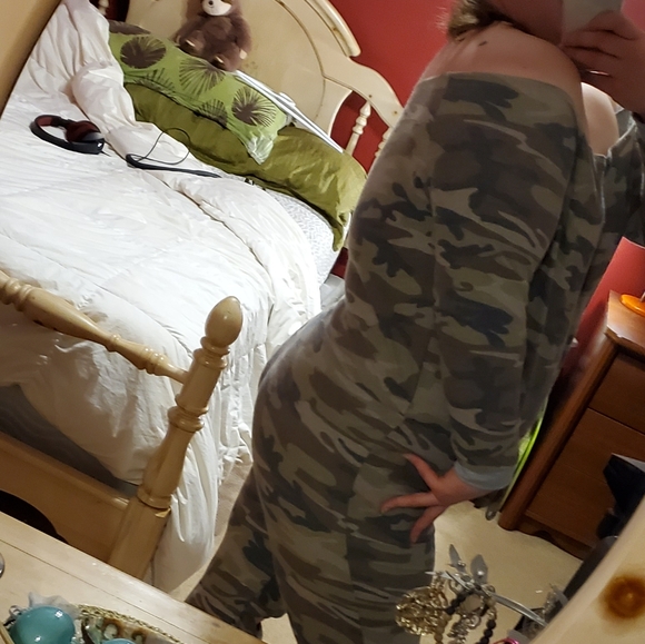 Fashion Nova Camo Jumpsuit - Picture 5 of 5